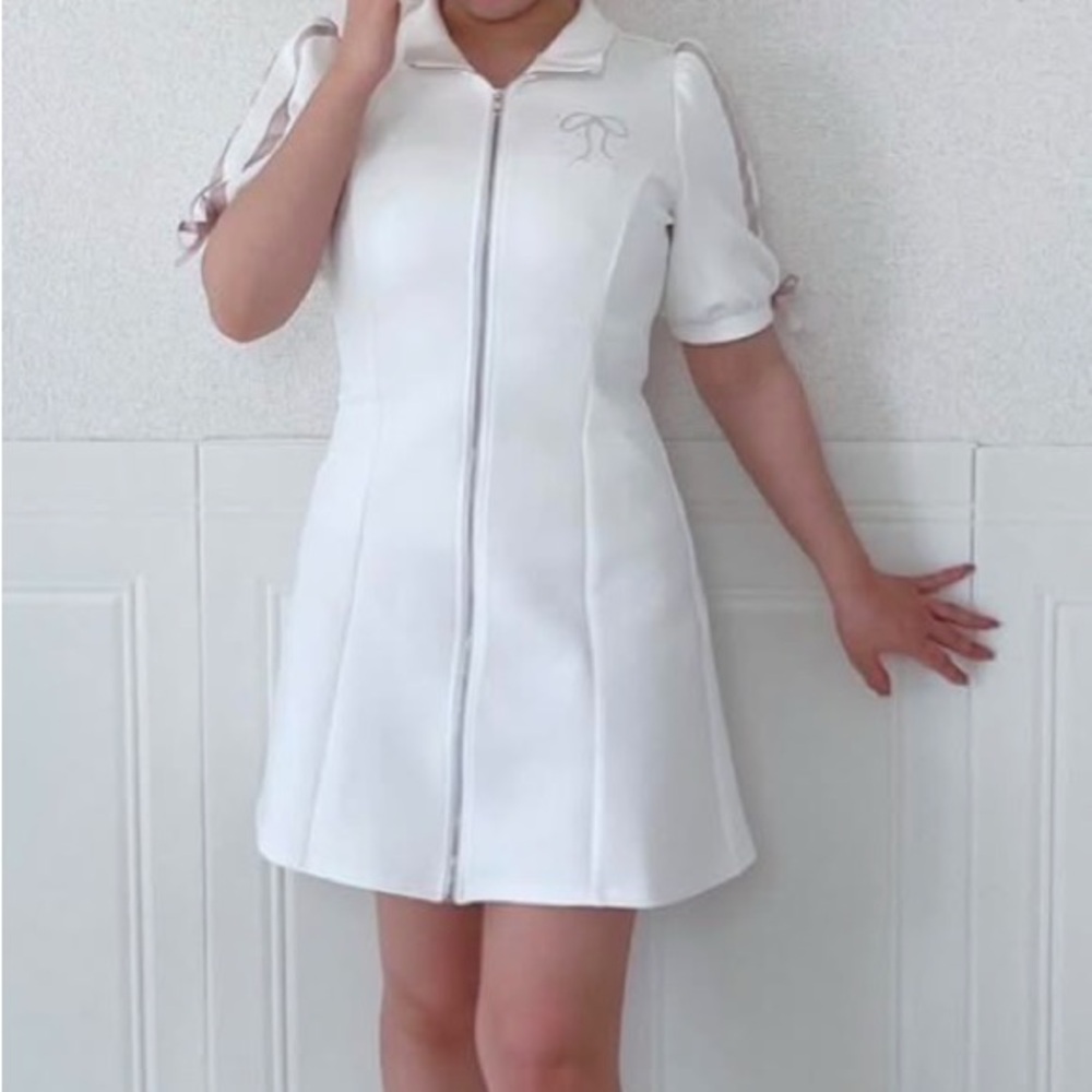 Evelyn Elegant White Dress